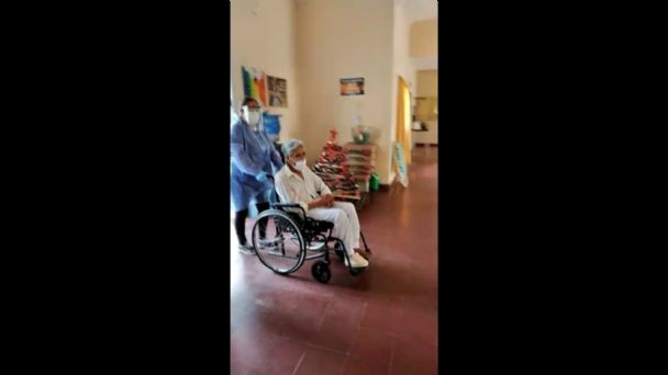 TIENE 87 AÑOS Y LE GANÓ AL CORONAVIRUS