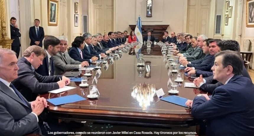 El aviso de la Casa Rosada a los gobernadores: “Si no hay ley ómnibus, no se toca Ganancias“