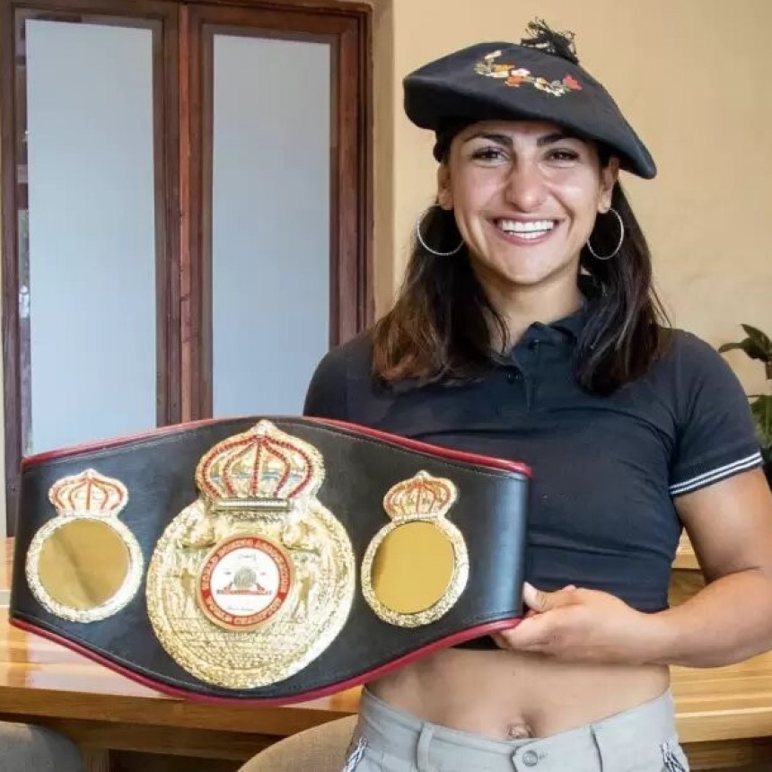 Nazarena Romero recuperó su cinturón robado
