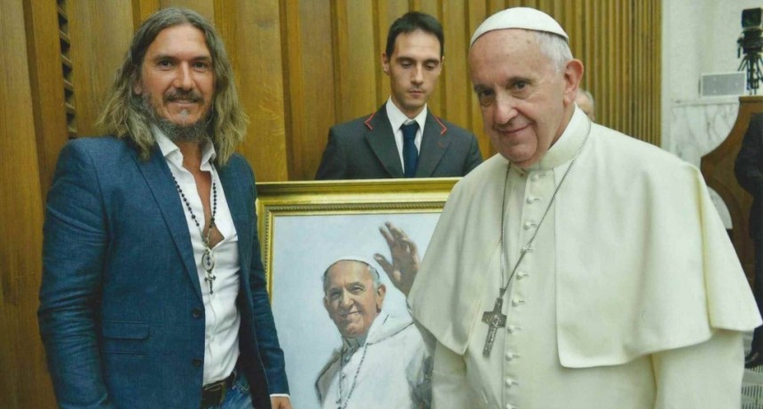 Quedó huérfano, emigró a Estados Unidos y ahora es retratista de celebridades