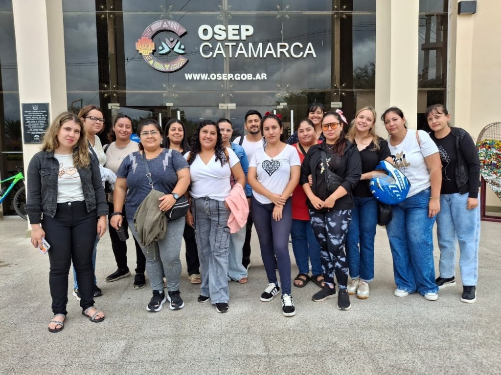 Docentes de apoyo escolar reclaman pagos atrasados en OSEP