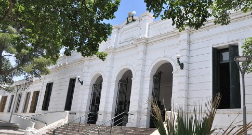 BECAS UNIVERSITARIAS: SE PRORROGAN LAS INSCRIPCIONES