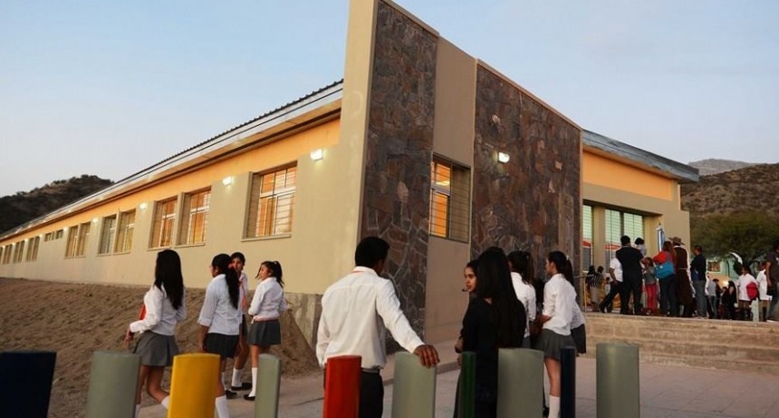LOS GREMIOS NO ESTÁN CONVENCIDOS DE LA VUELTA A CLASES