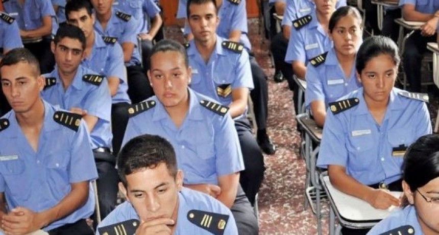 SE ABRIERON LAS INSCRIPCIONES PARA LA ESCUELA DE CADETES