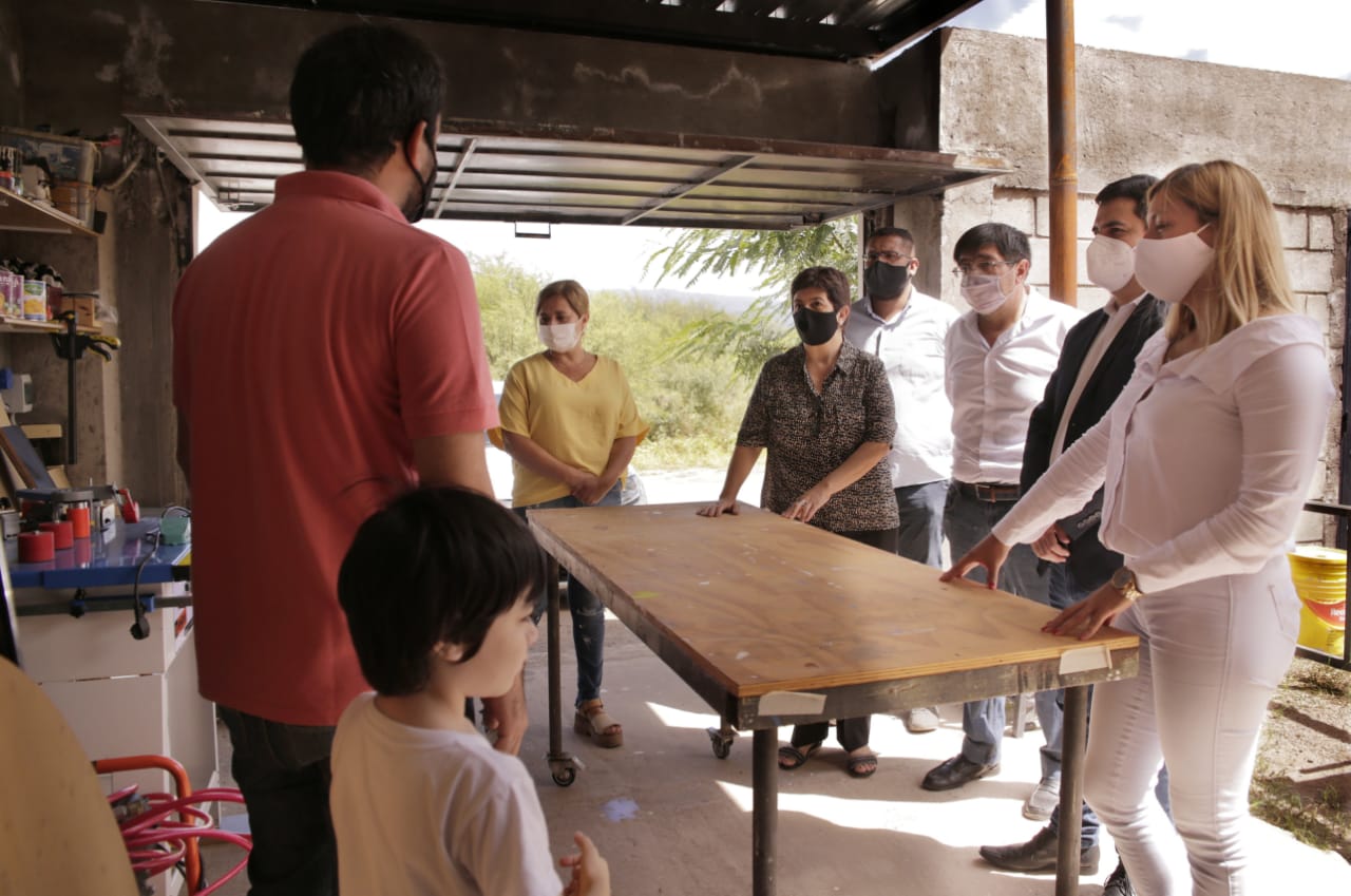 ASISTENCIA A EMPRENDEDORES DE VALLE VIEJO