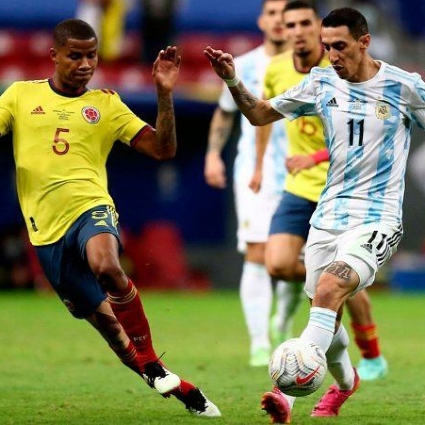 ARGENTINA ENFRENTA A COLOMBIA