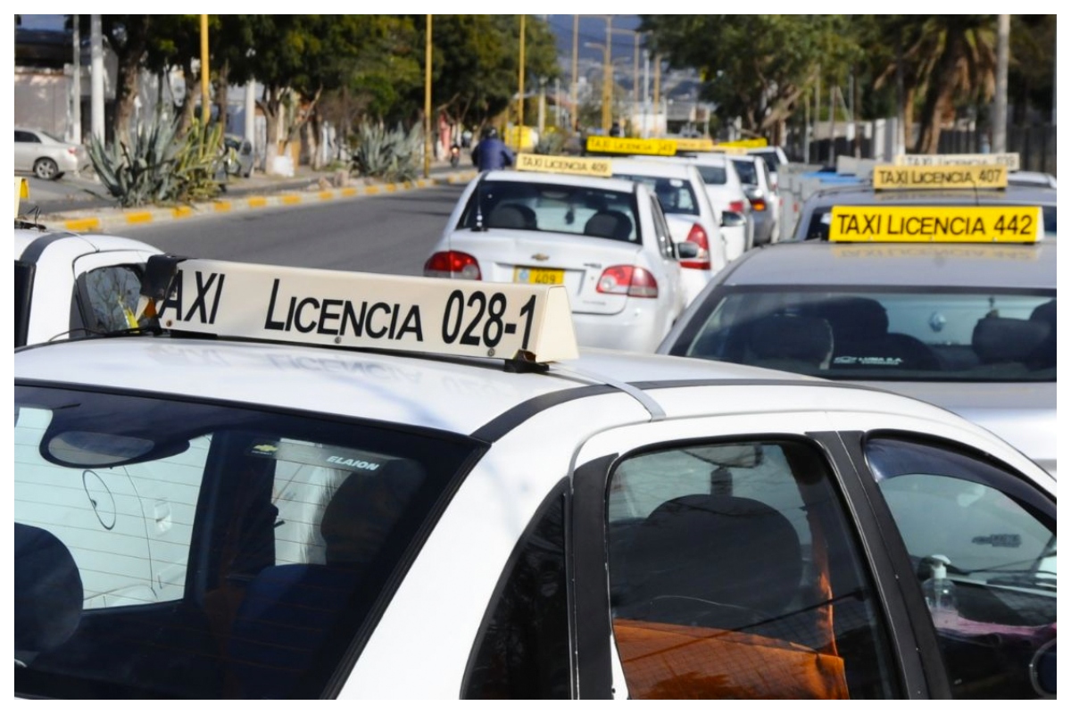 UN REMISERO FALLECIÓ EN PLENO CENTRO