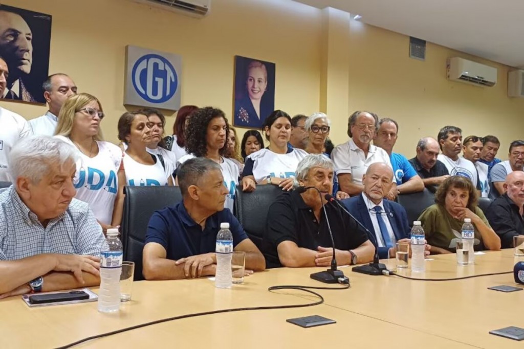 Los sindicatos docentes rechazaron la oferta del Gobierno de subir el mínimo a $500 mil y ratificaron el paro del 5 de marzo