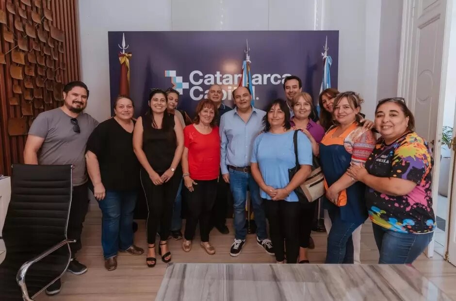 Docentes municipales de la Capital acordaron un aumento salarial