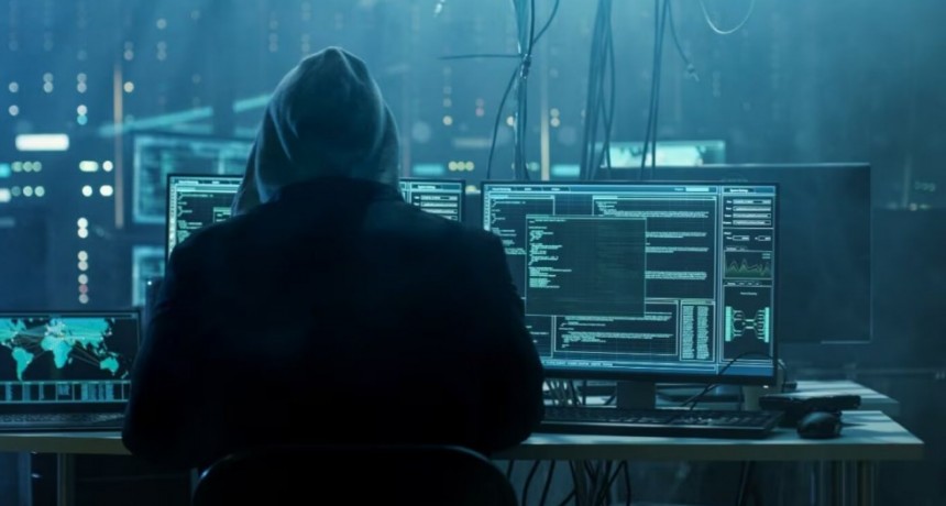 Cibercriminales crearon una red de inteligencia artificial para hackear cuentas de Gmail en todo el mundo