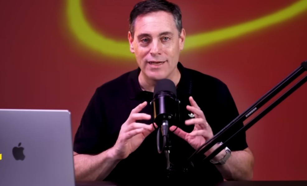 Santiago Bilinkis explica por qué el cerebro borra nuestros mejores recuerdos