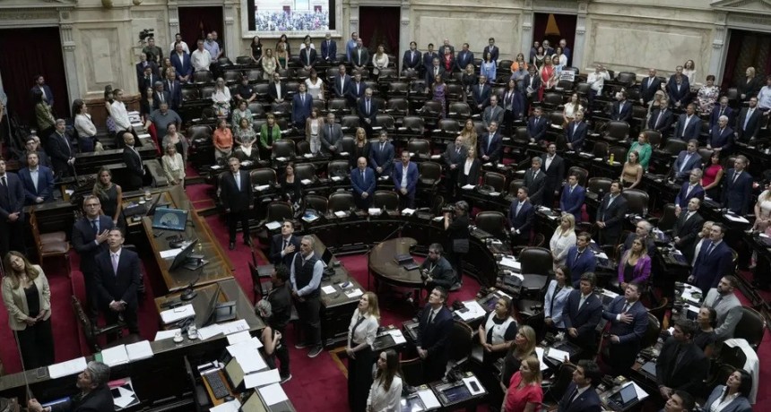 El Gobierno dará marcha atrás con el recorte salarial en licencias por enfermedad para destrabar la reforma laboral