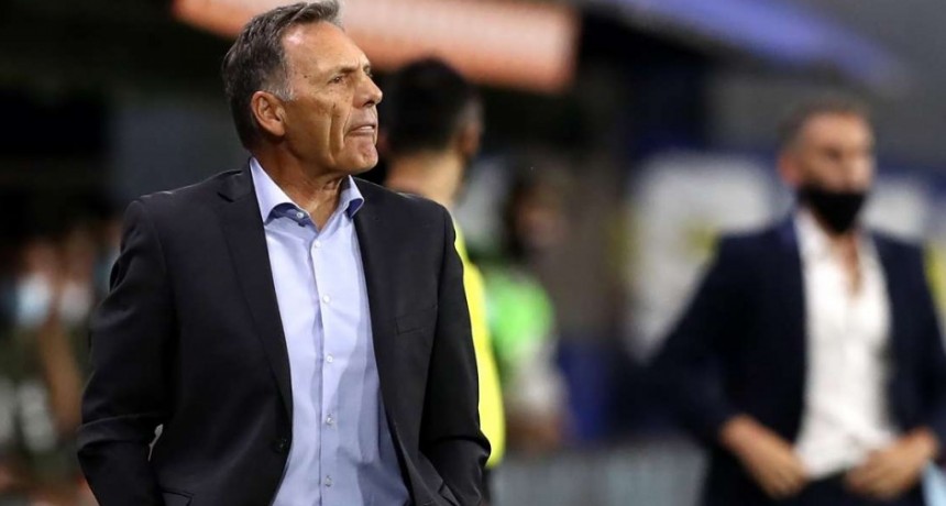 BOCA ENFRENTA A CLAYPOLE POR LA COPA ARGENTINA