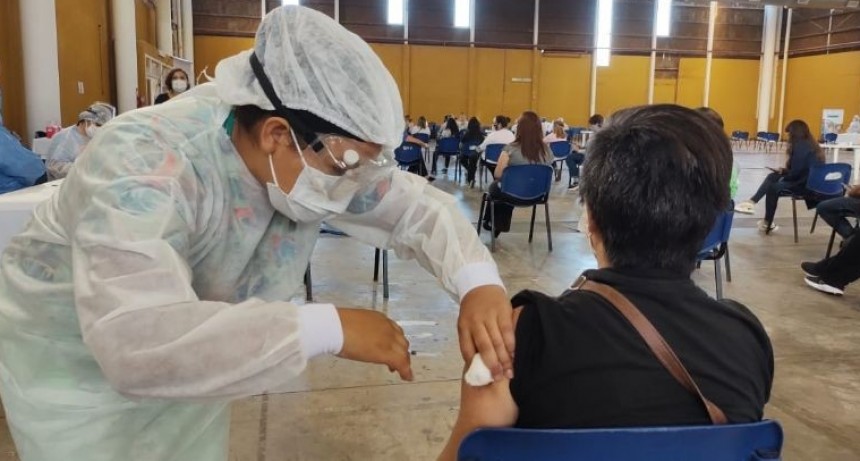 111 CASOS NUEVOS Y UN MUERTO