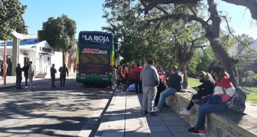 GENDARMERIA SECUESTRO ROPA