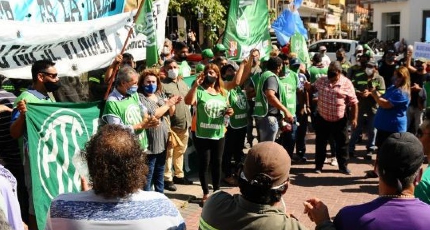 NO HUBO ACUERDO Y ATE VUELVE A LAS CALLES