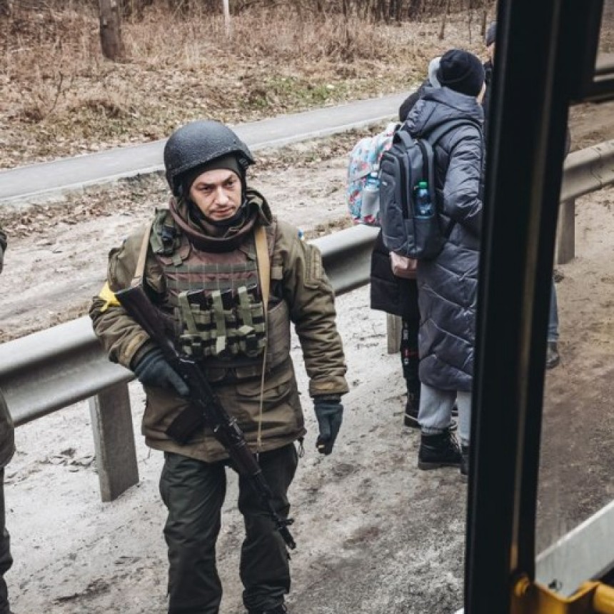 RUSIA PERMITE CORREDORES HUMANITARIOS