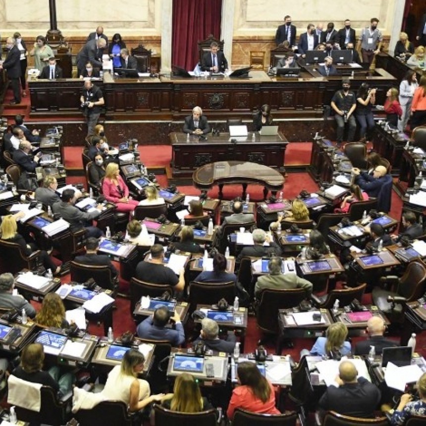 EL CONGRESO LE DIO MEDIA SANCION AL ACUERDO CON EL FONDO