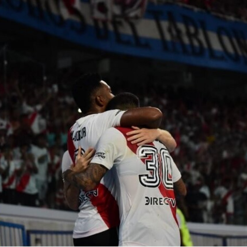River derrotó a Racing de Córdoba en su debut en la Copa Argentina