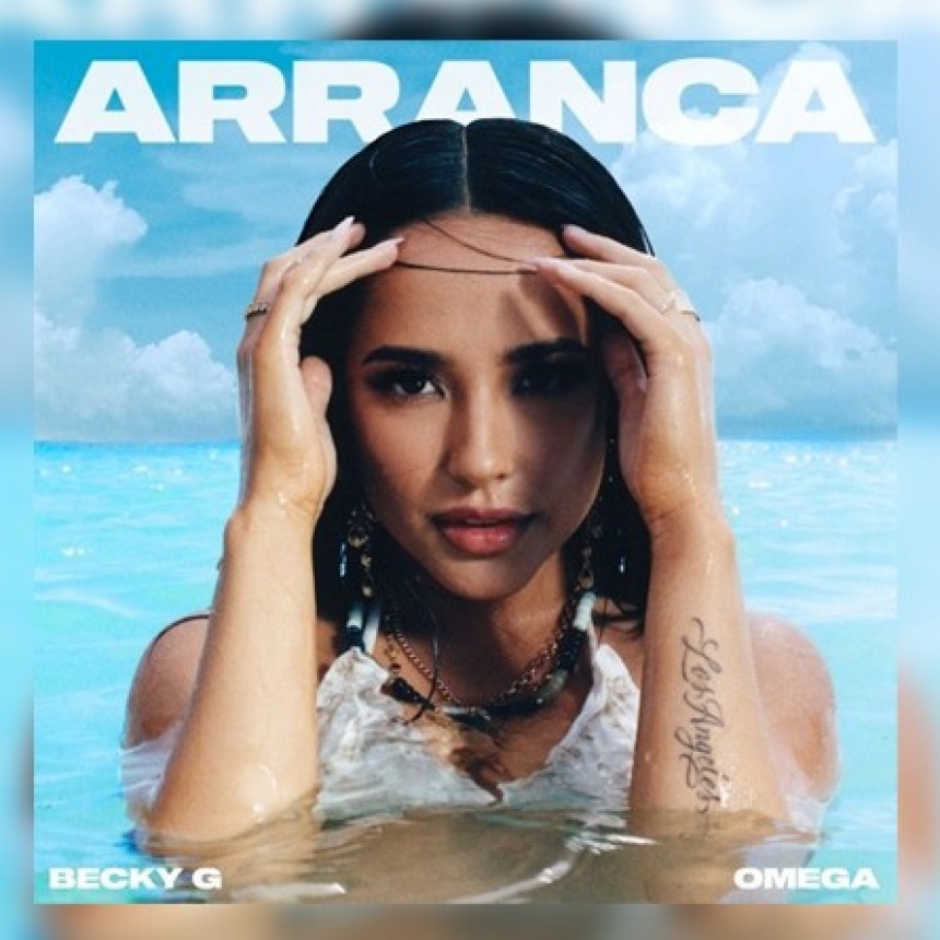 Becky G estrena 