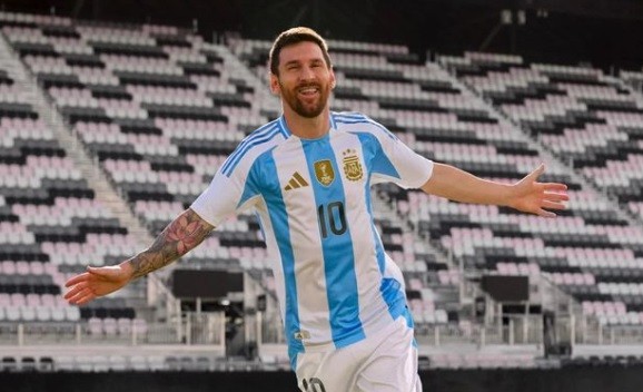 La Selección Argentina dio a conocer sus nuevas camisetas