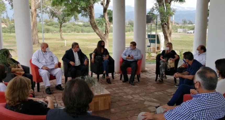 AUMENTO DEL 35% A LOS PROFESIONALES DE SALUD