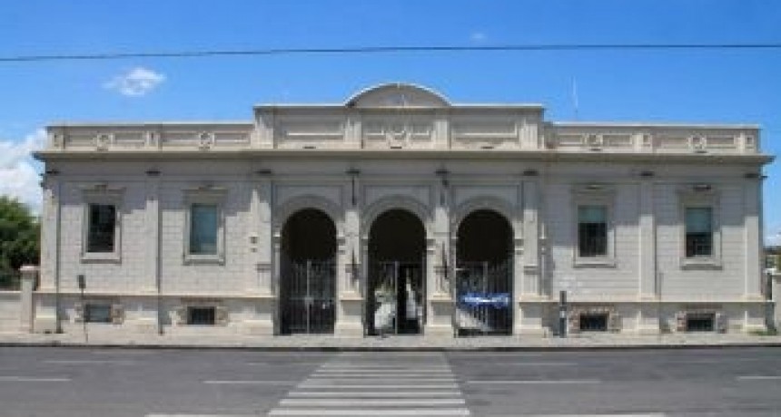 LA MUNICIPALIDAD DE LA CAPITAL SIN PRESENCIALIDAD