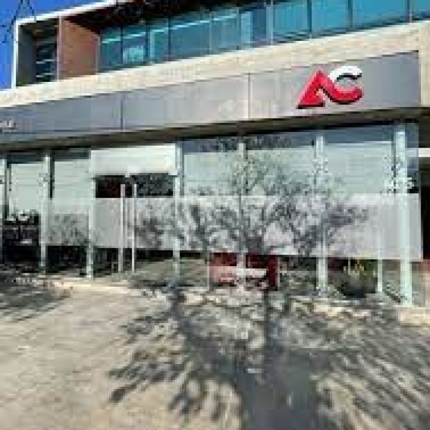 AMENAZA DE BOMBA EN UNA FINANCIERA LOCAL