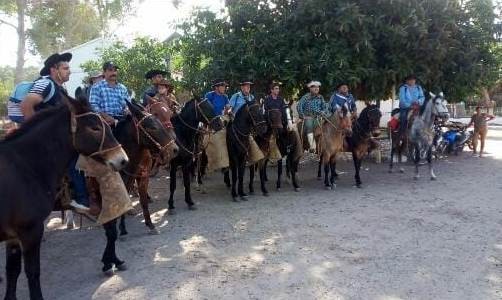 Jinetes de La Paz cabalgan para honrar a la Virgen del Valle