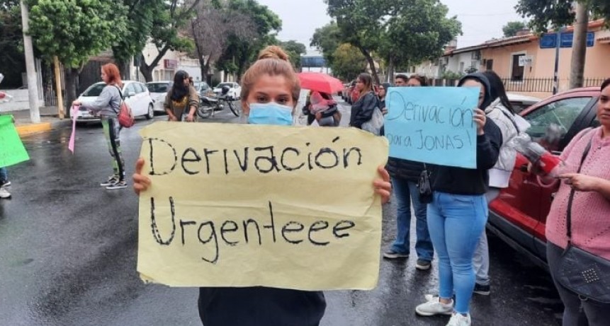 Continúa el reclamo del pedido de traslado de Jonás al Garrahan