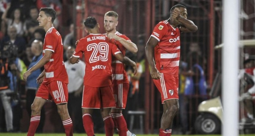 River busca prolongar su racha positiva y defiende la cima ante Gimnasia