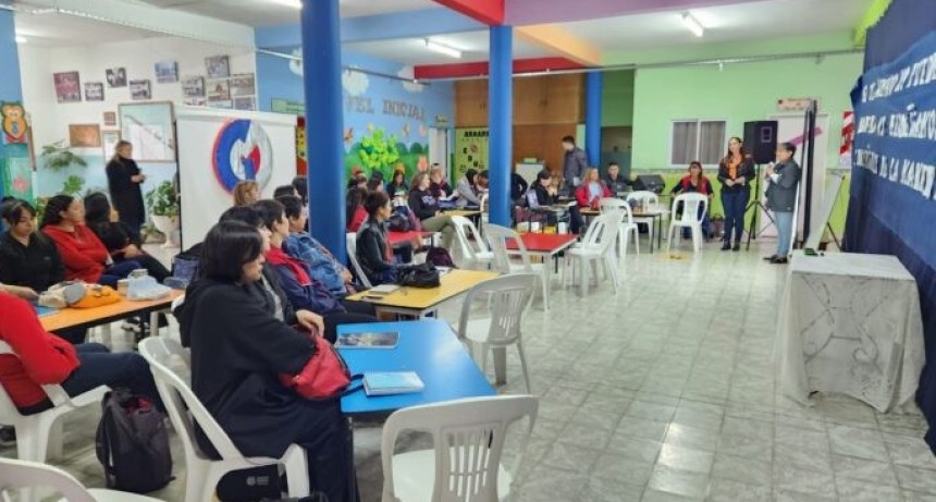 Capacitaron sobre inclusión educativa a docentes del Colegio Privado «Gabriela Mistral» de Andalgalá
