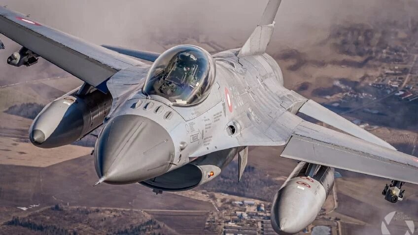 Argentina compró 24 aviones de combate F-16
