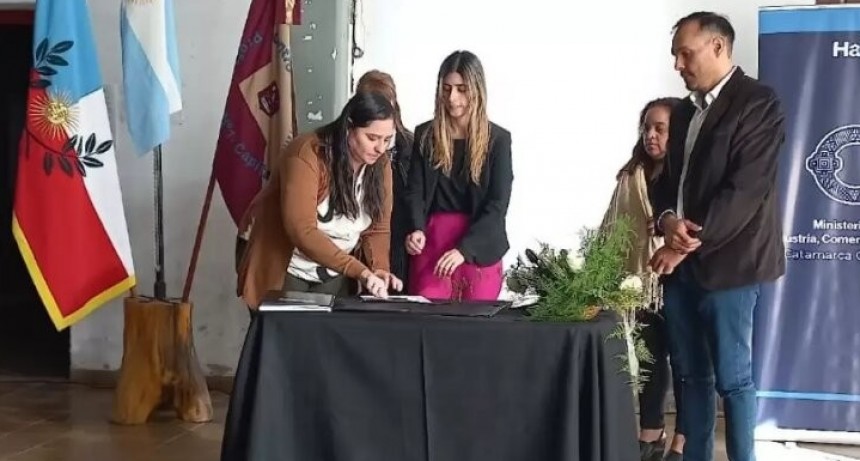 Firman convenio para la inclusión laboral de personas con discapacidad