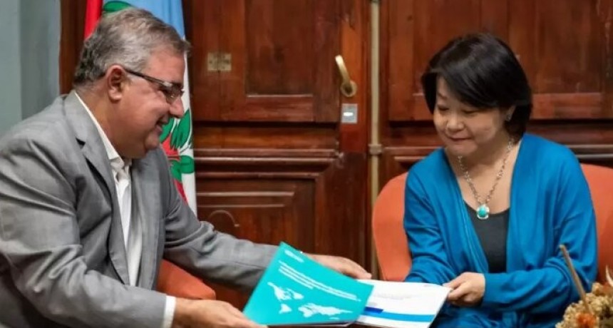El gobernador se reunió con autoridades de la OIT para discutir políticas de empleo