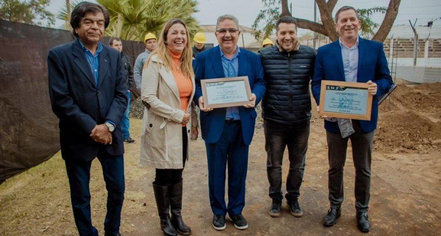 Con aportes provinciales, la Liga Chacarera lleva adelante la obra de nuevos baños y vestuarios  
