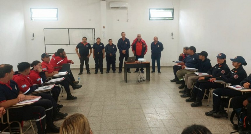 Importante capacitación a bomberos voluntarios de toda la provincia
