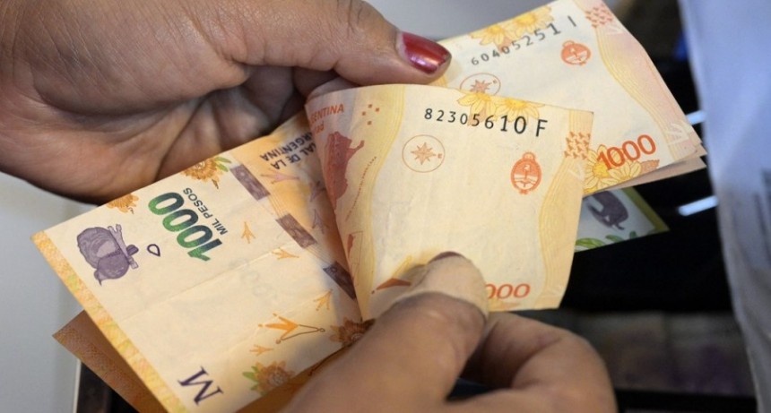 El Gobierno fijó el nuevo valor del salario mínimo desde mayo en $234.000