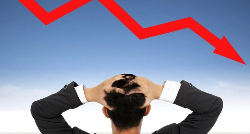 Consumo en declive: la pérdida del poder adquisitivo golpea con fuerza en abril