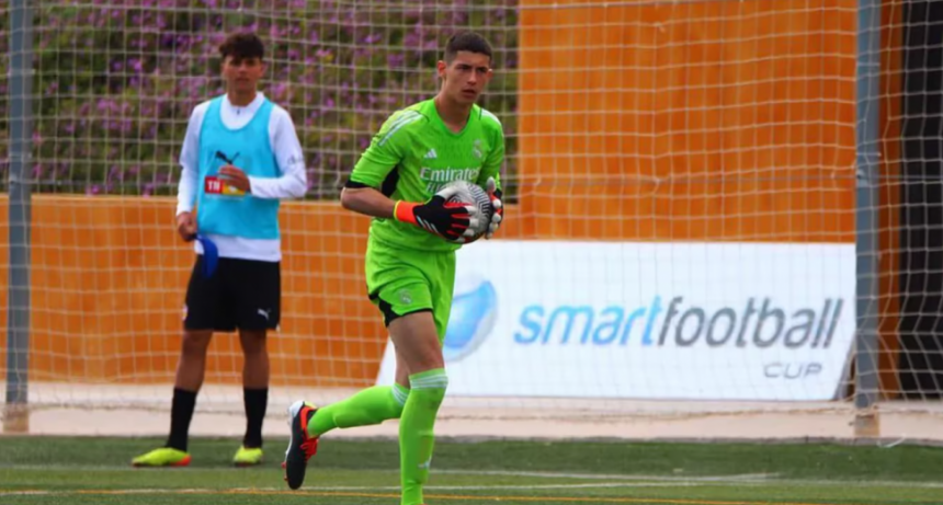 Tiene 15 años, juega en Real Madrid y fue convocado por la Selección Argentina