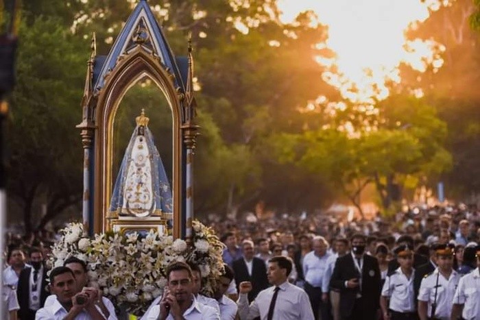 Multitudinaria Procesión en Honor a la Virgen del Valle Cierra las Festividades Marianas en Catamarca