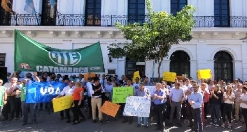 Judiciales profundizan su reclamo: nueva movilización y paro en la provincia