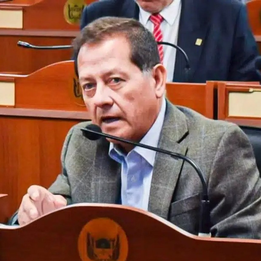 Tensión institucional en Catamarca: cuestionan decretos y nombramiento de Mera como Defensor del Pueblo