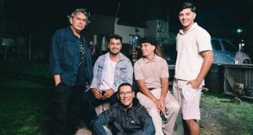 “Mi Chica de Pueblo”: la fusión inesperada de folklore y cumbia