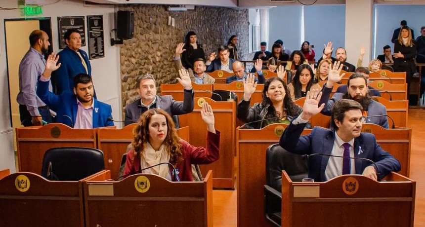 El Frente de Todos exige restituir derechos docentes