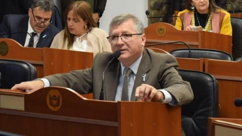 Diputados oficialistas exigen la renuncia del fiscal Palacios