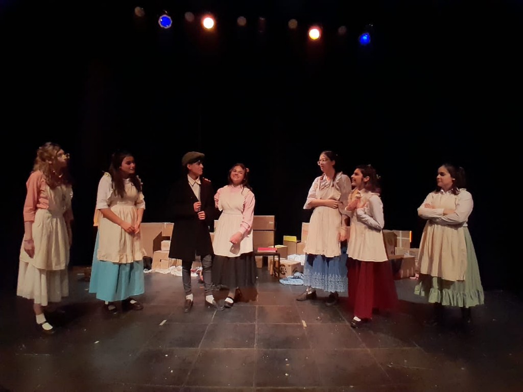 Elenco de jóvenes catamarqueños participan en el Festival de Teatro Adolescente “Vamos que Venimos”