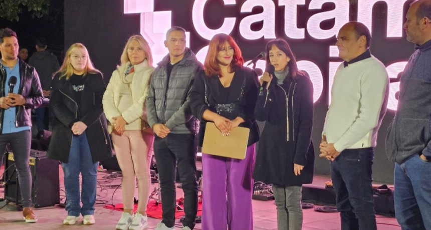 Gran respuesta del público a la Noche de los Paseos-Edición Día del Padre