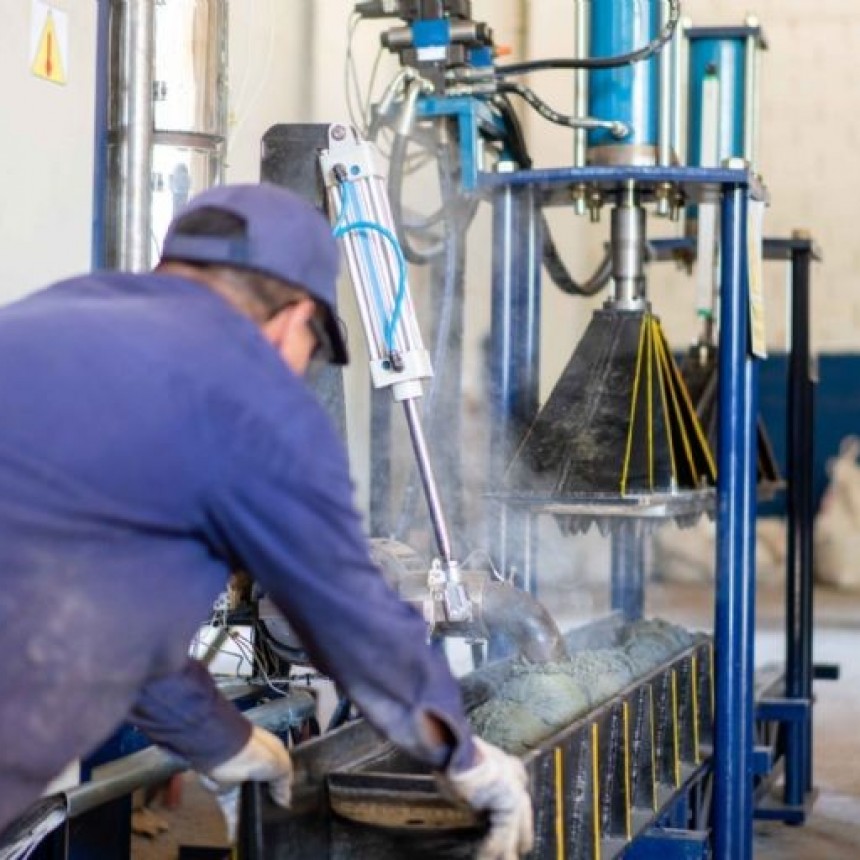 Avanza la producción nacional de durmientes de plástico