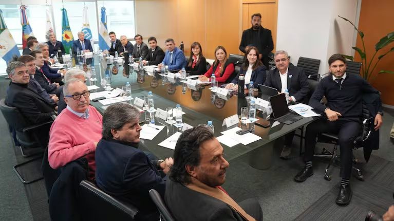Gobernadores reclaman equidad fiscal